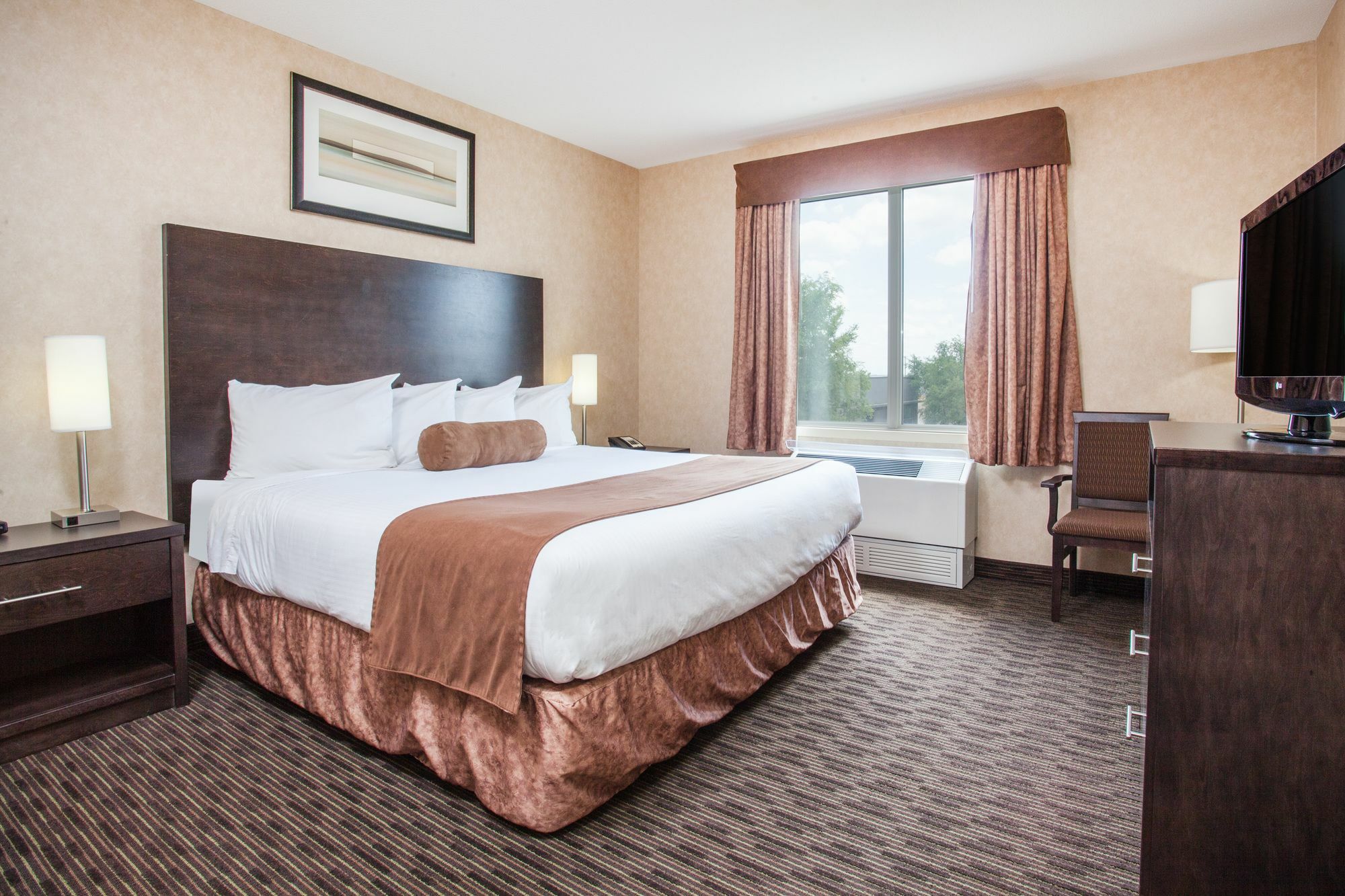 Ramada By Wyndham Estevan Exteriér fotografie
